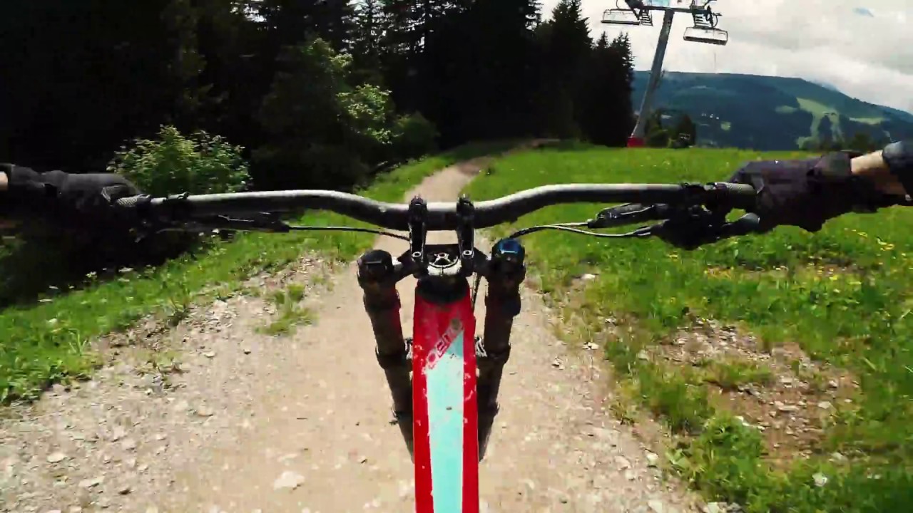 Les Gets - Pre-ouverture | Test du specialized demo 8 Carbone et Alu