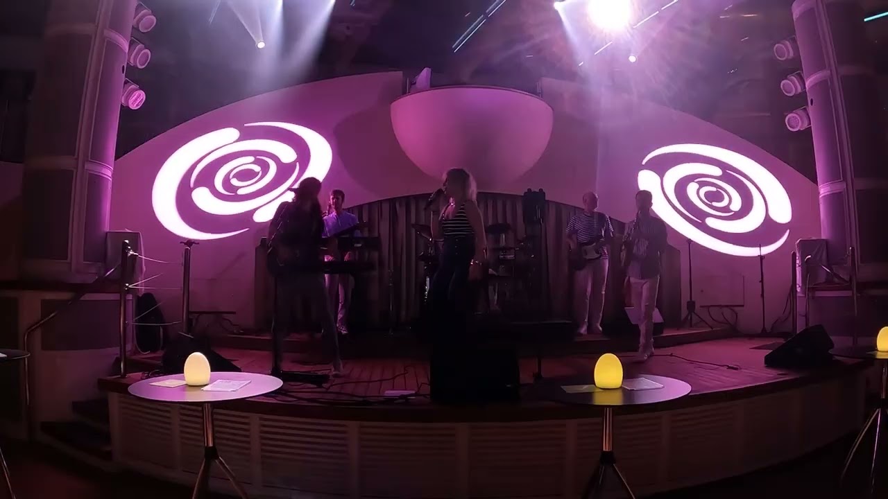 Die Party Beginnt im Beach Club Lasershow und Band Step Up (4K) | AIDA Perla 02-2023| FreuZeitPark