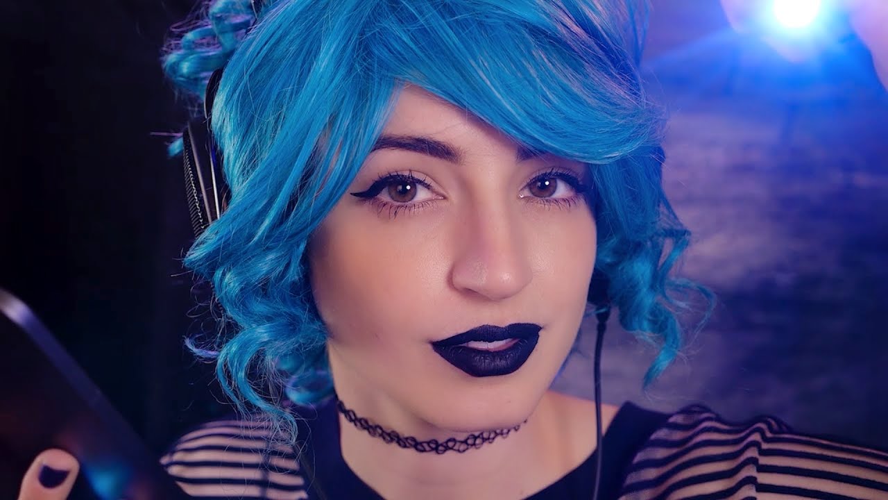 ASMR | Daisy Interrogates You in the Back of a Van