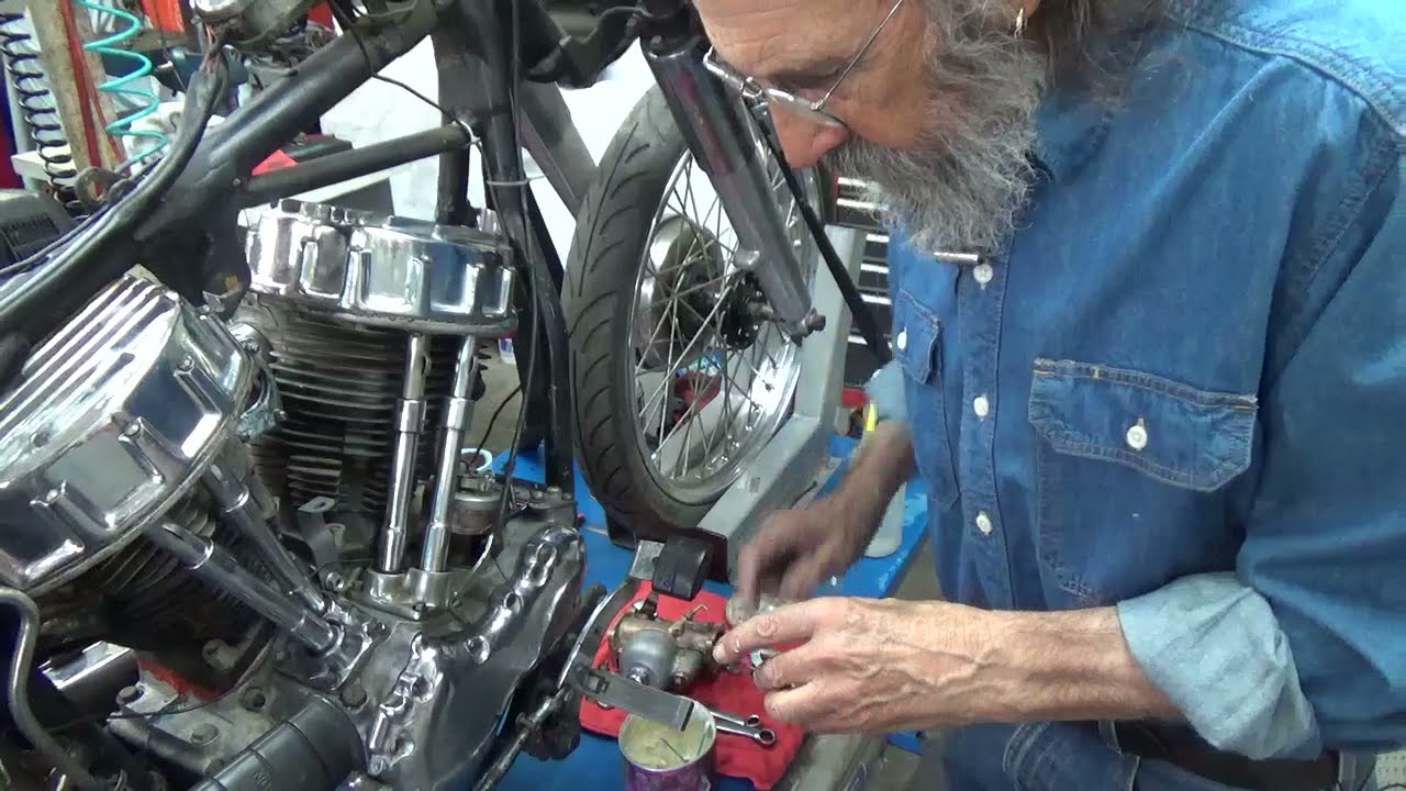Step 10 Installing the Manifold &Carb on the Harley Panhead