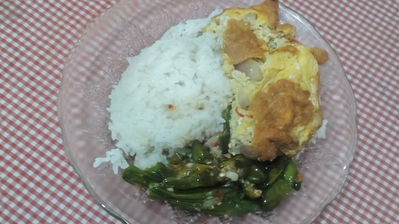 MENU MAKAN SIANG TUMIS GENJER, TELUR' DADAR 