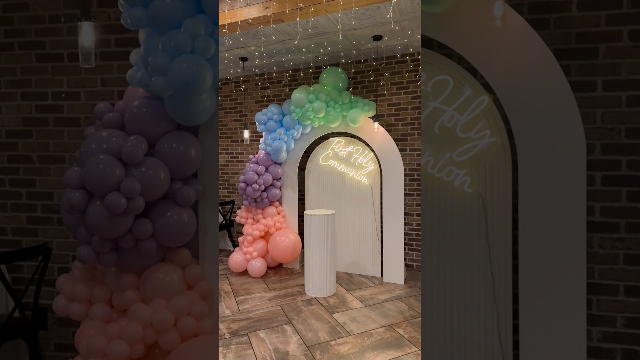First holy communion balloon decorations #diyballoons #balloon #balloondecoration
