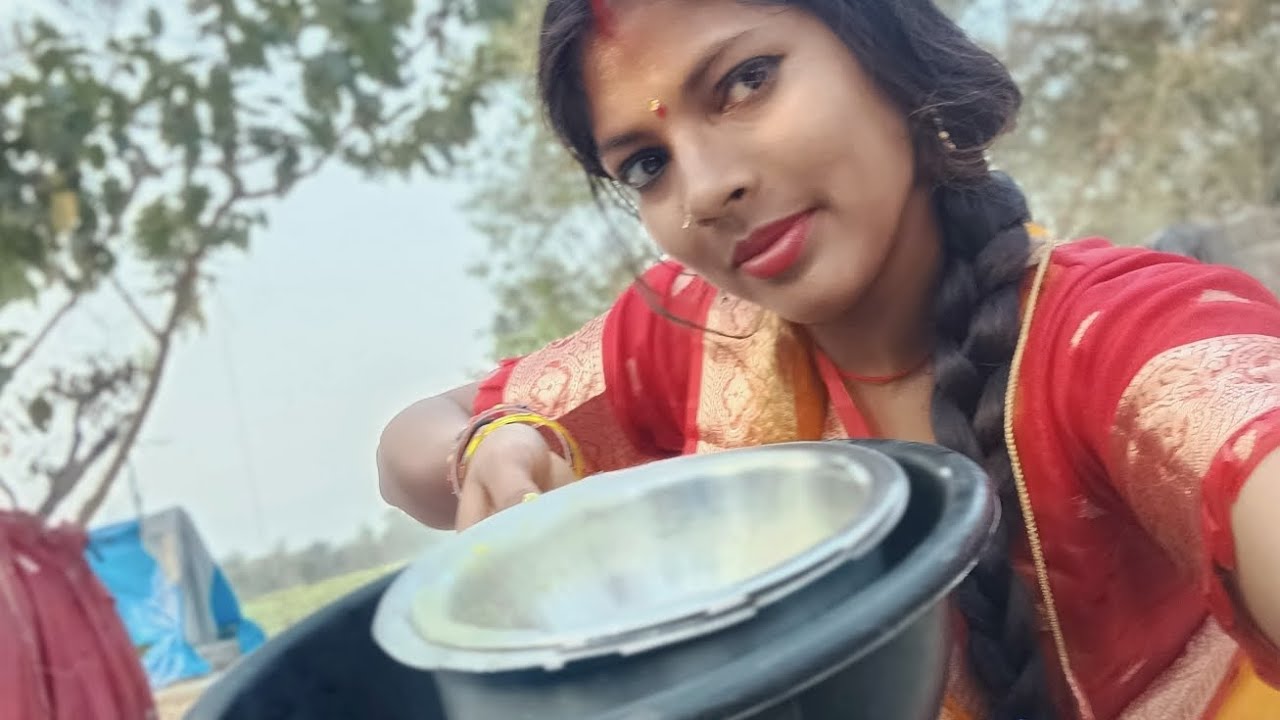 बर्तन धोने जा रहे हैं बर्तन के साथ साथ किसको किसको बुलाना है ढलना है मुझे बताइएसब को ढूंढ देंगे