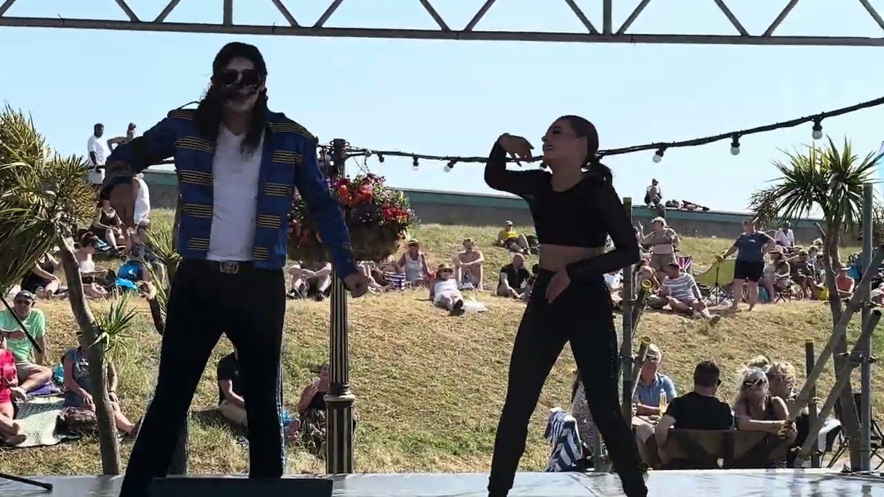 David Boakes (Michael Jackson Tribute) - Rock With You & Dirty Diana - Jimmy Macs 25/06/2023