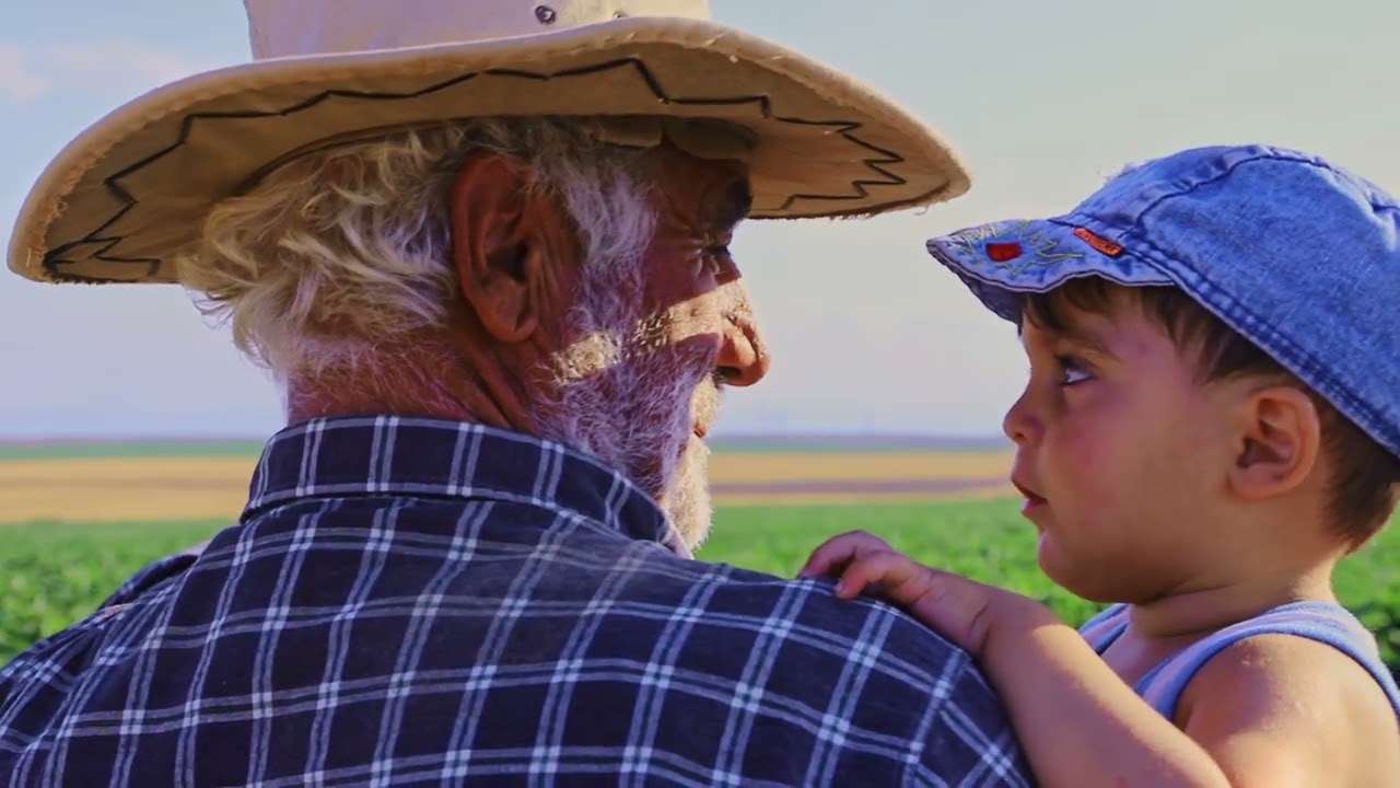 5 ildir &ouml;lkəmizə xidmət etməkdən q&uuml;rur duyuruq