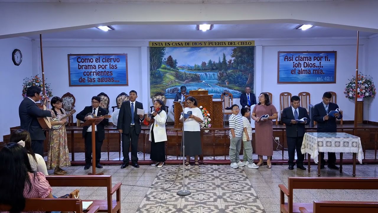 Clase viñani alabando al señor 