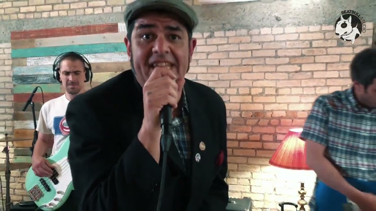 Staya Staya - (en vivo en BeatBull studio)