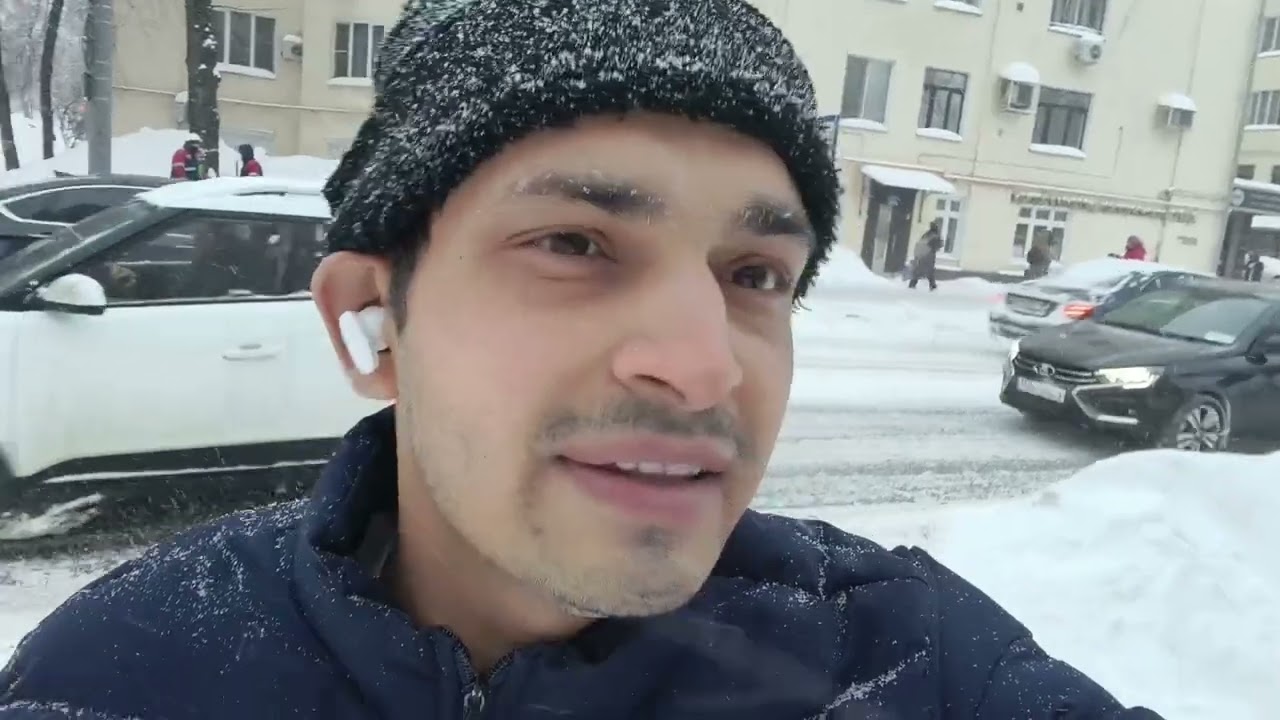 Aj Fir Shuru Ho Gyi Snow Girna😆😆😆
