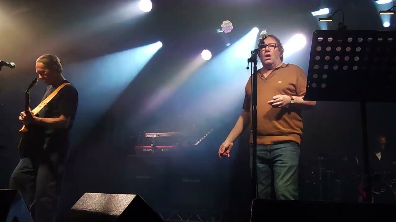 OCEAN  COLOUR SCENE 🤘😎🤘- 