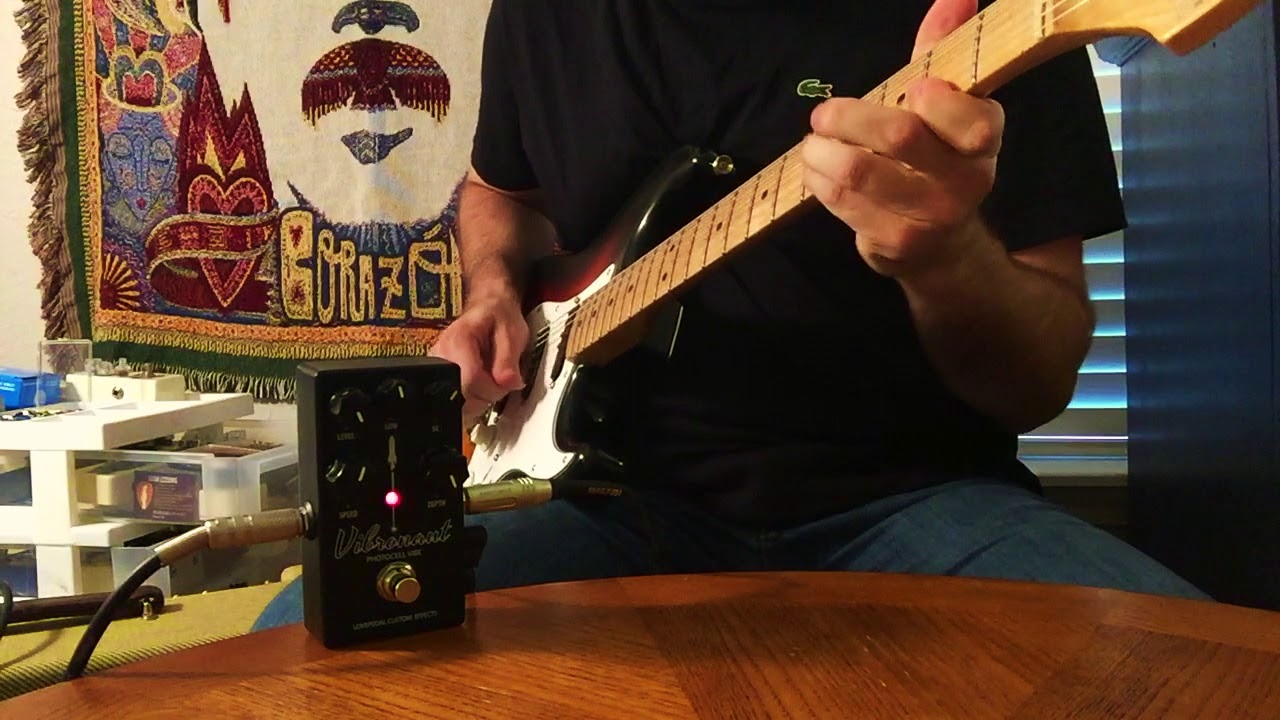 Lovepedal Custom Effects Vibronaut Photocell Vibe