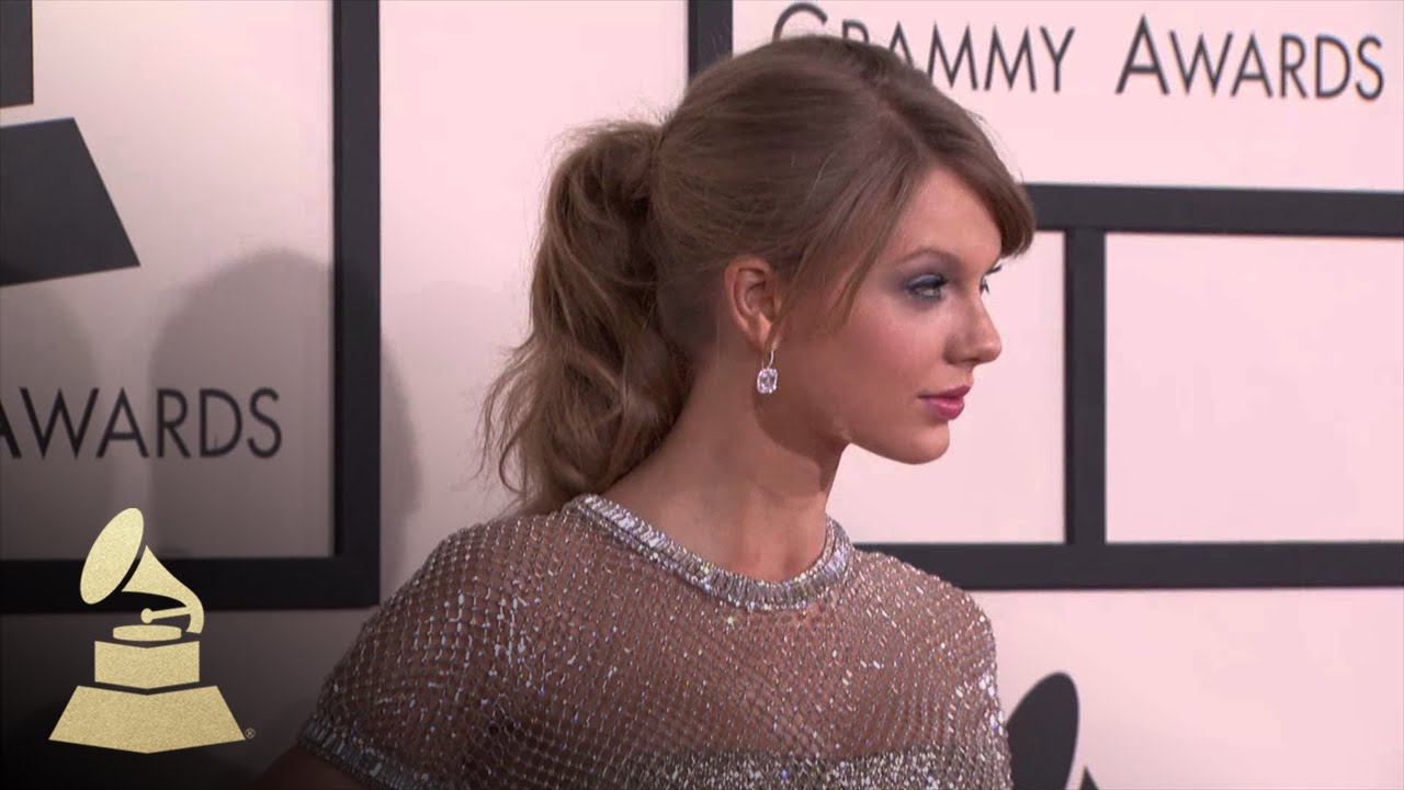 Taylor Swift: 56th GRAMMY Red Carpet Fashion Cam | GRAMMYs