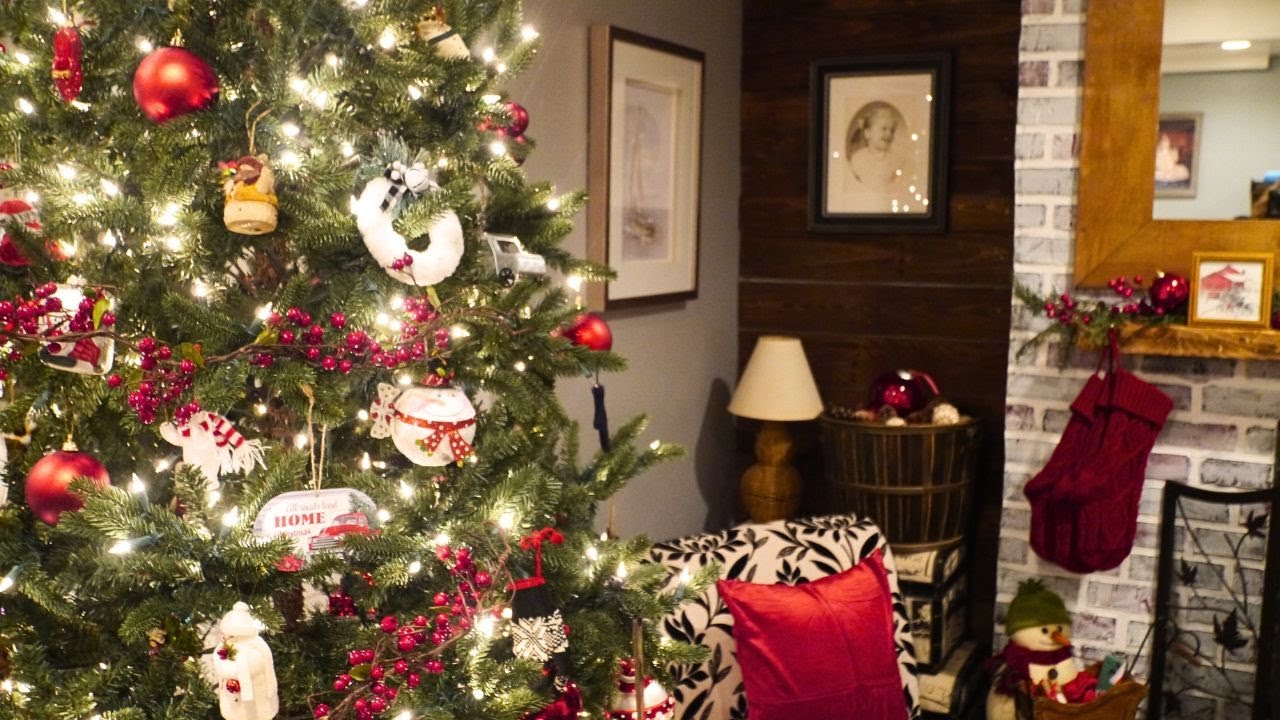 Merry Christmas 2025 (+ A Compilation of the Past Year)