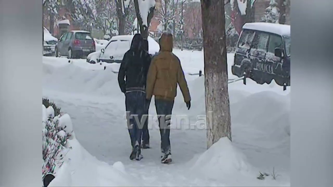 Dimër i lagësht dhe i ftohtë: Meteorologët paralajmërojnë reshje të dendura-(4 Shkurt 2012)
