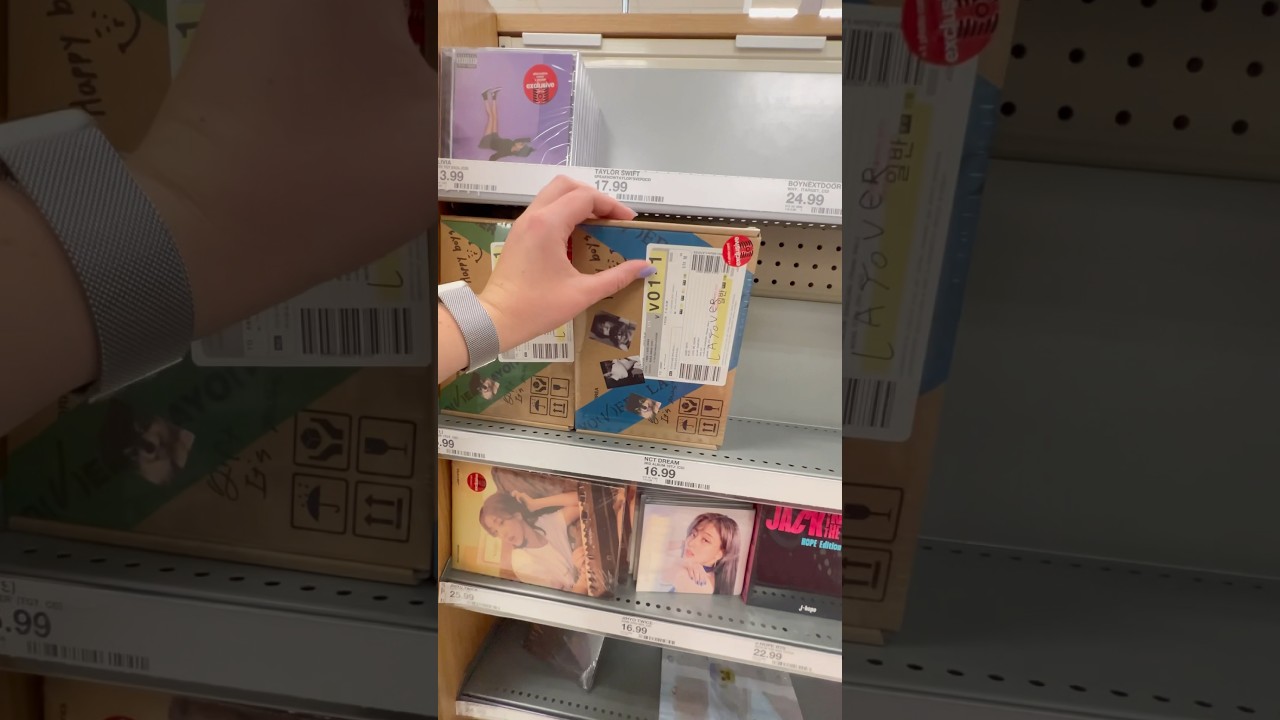 Shopping For Kpop Albums At 3 Different Stores 🙈 #kpopphotocard