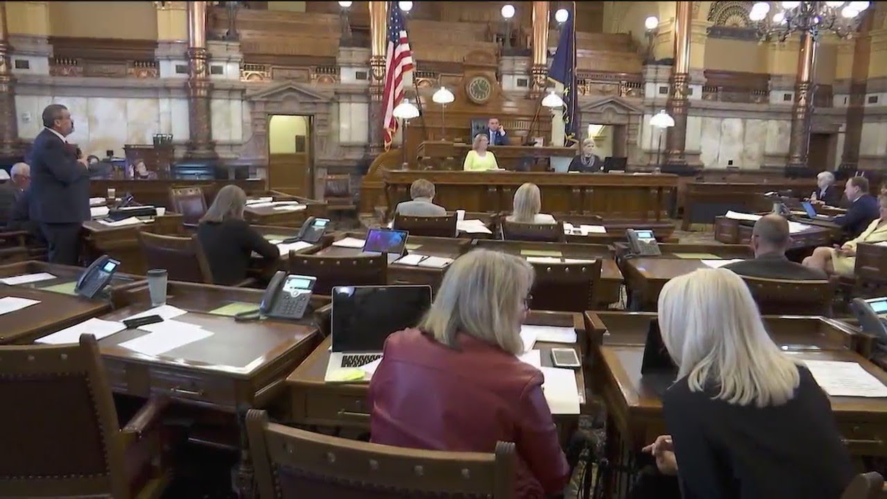 Kansas &lsquo;Sanctuary City ban&rsquo; passes Senate, heads to governor
