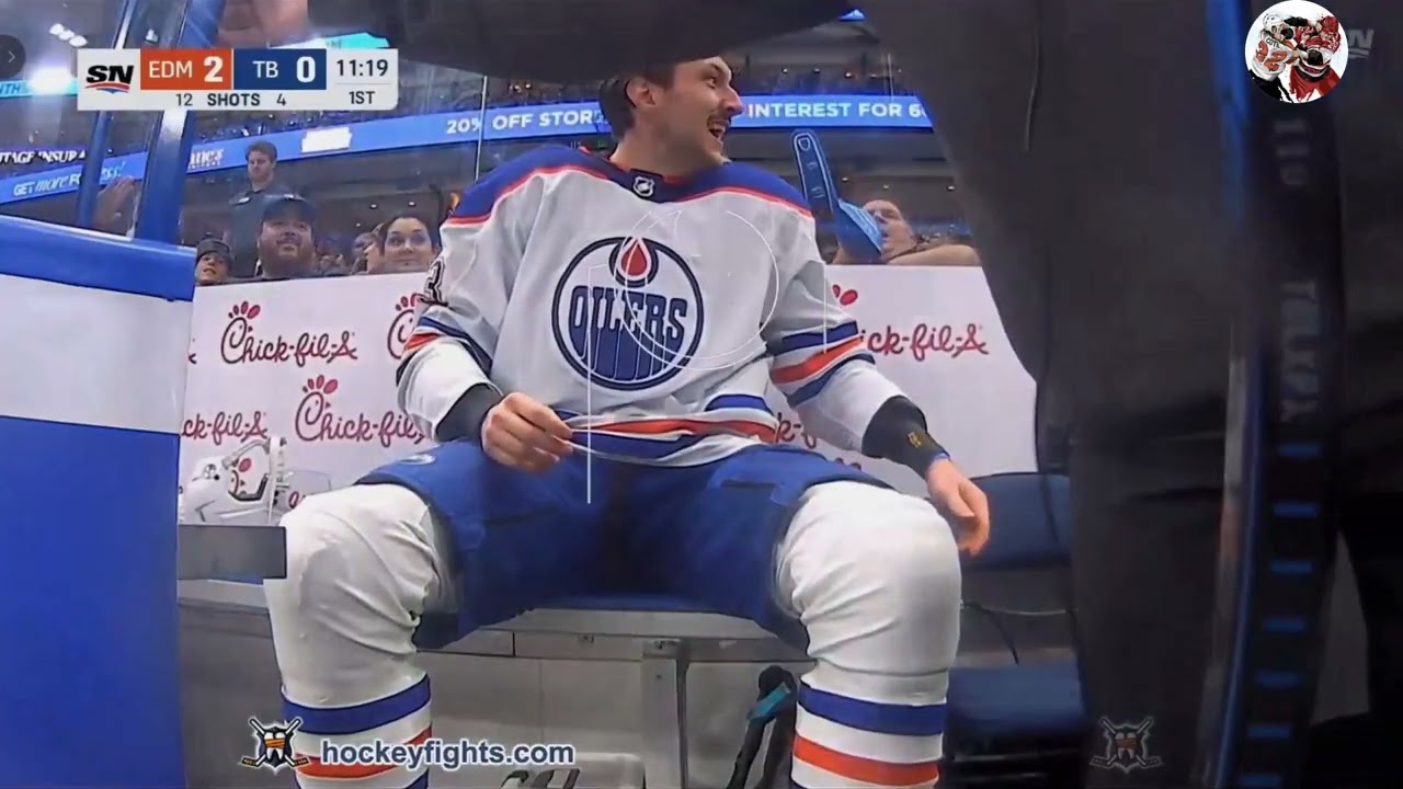 Vincent Desharnais vs Austin Watson Nov 19, 2023. Нежная драка двух бруталов...