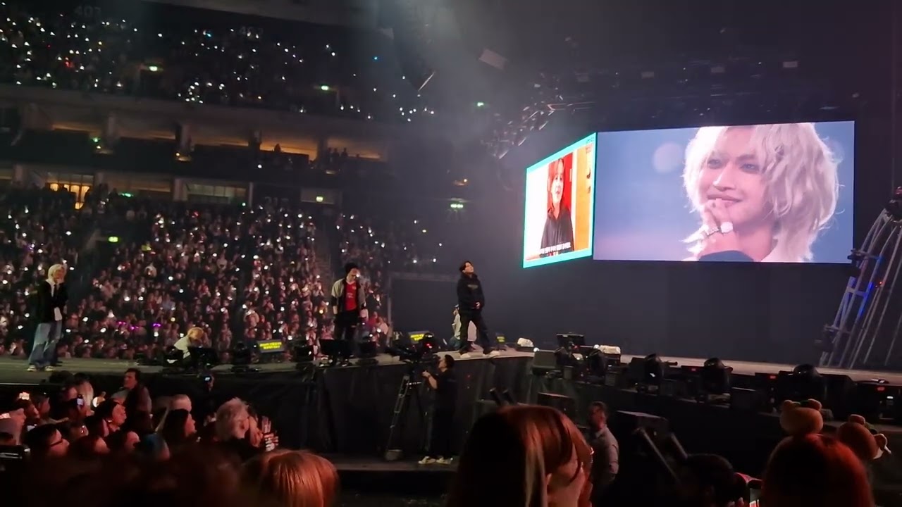 Atiny's messages to Ateez surprise video [Ateez in Berlin day 1] 4K