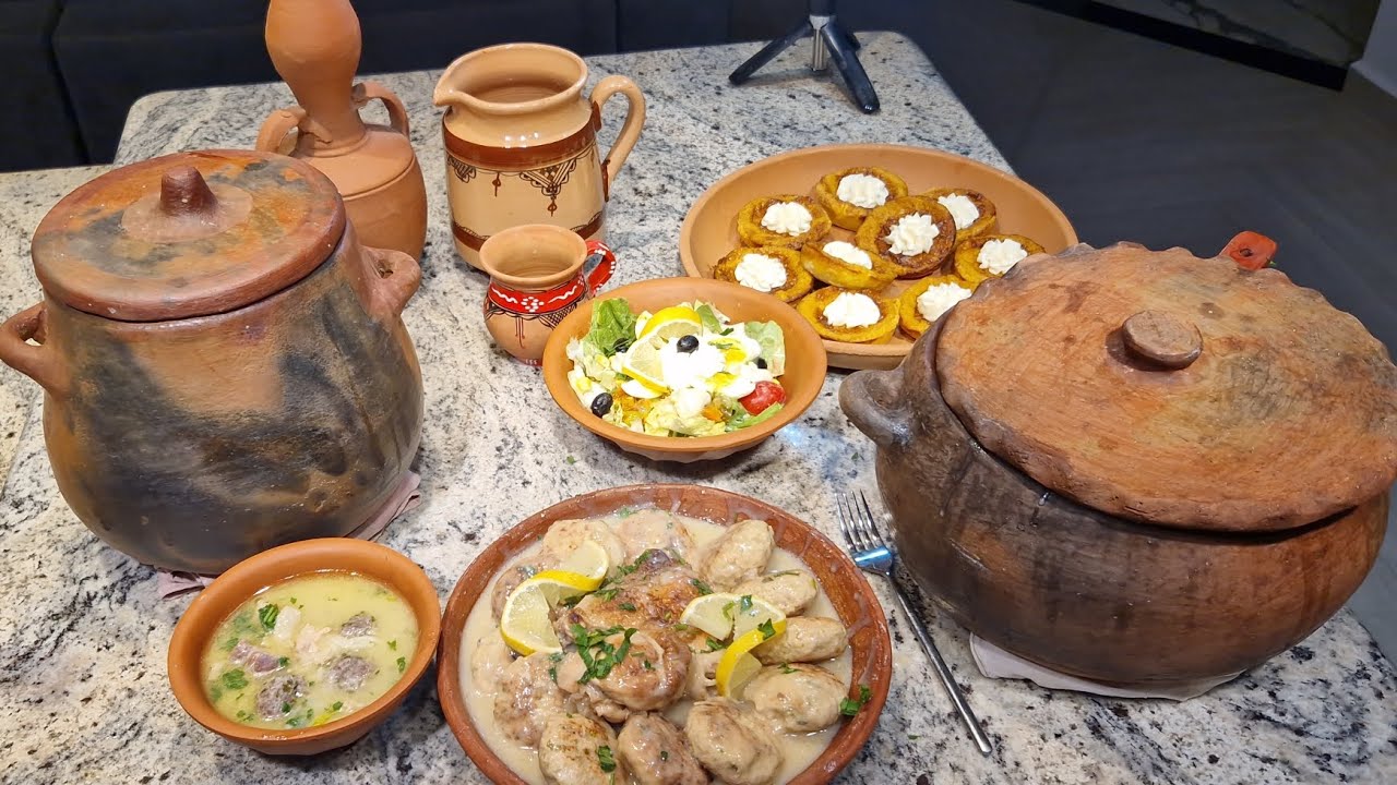 طاولة اليوم راح نحضرو طبقين طبق بن باكير في الوصفة الأصلية و الجاري الأبيض وكيش بتونة متعة بنان بزاف