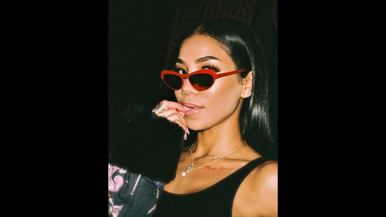 Smooth RnB x Trapsoul Instrumental - "Around"