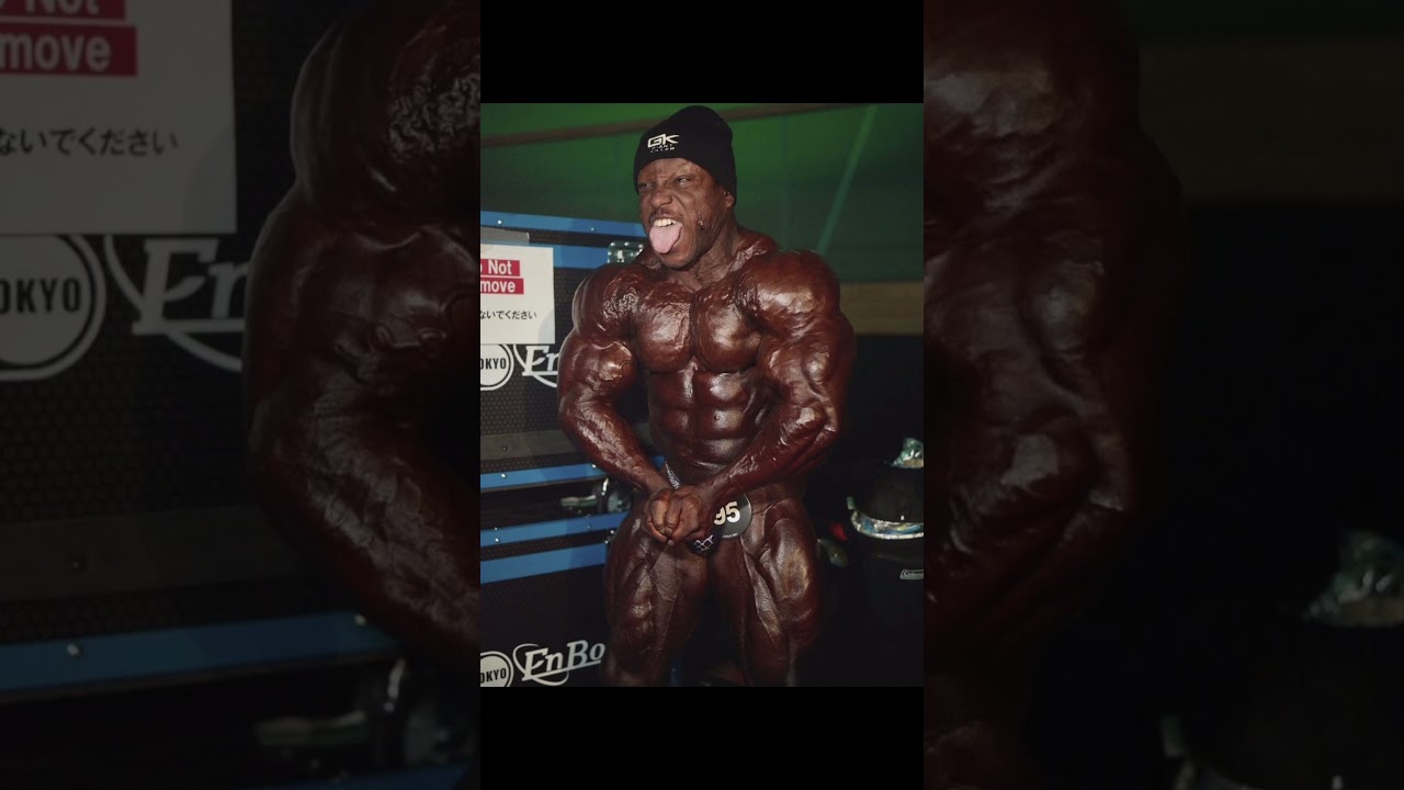 Flex Lewis 