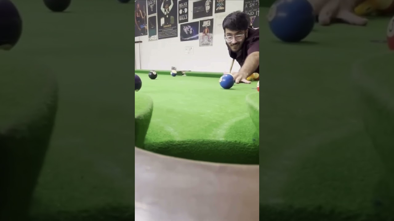 Professional pool players 