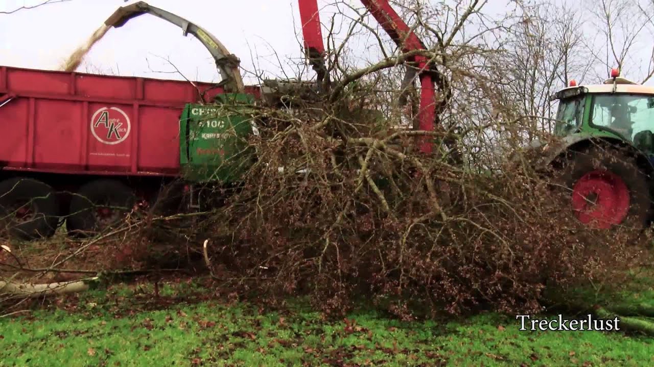 Hackschnitzel: Fendt 939 Vario und Chippo 510C