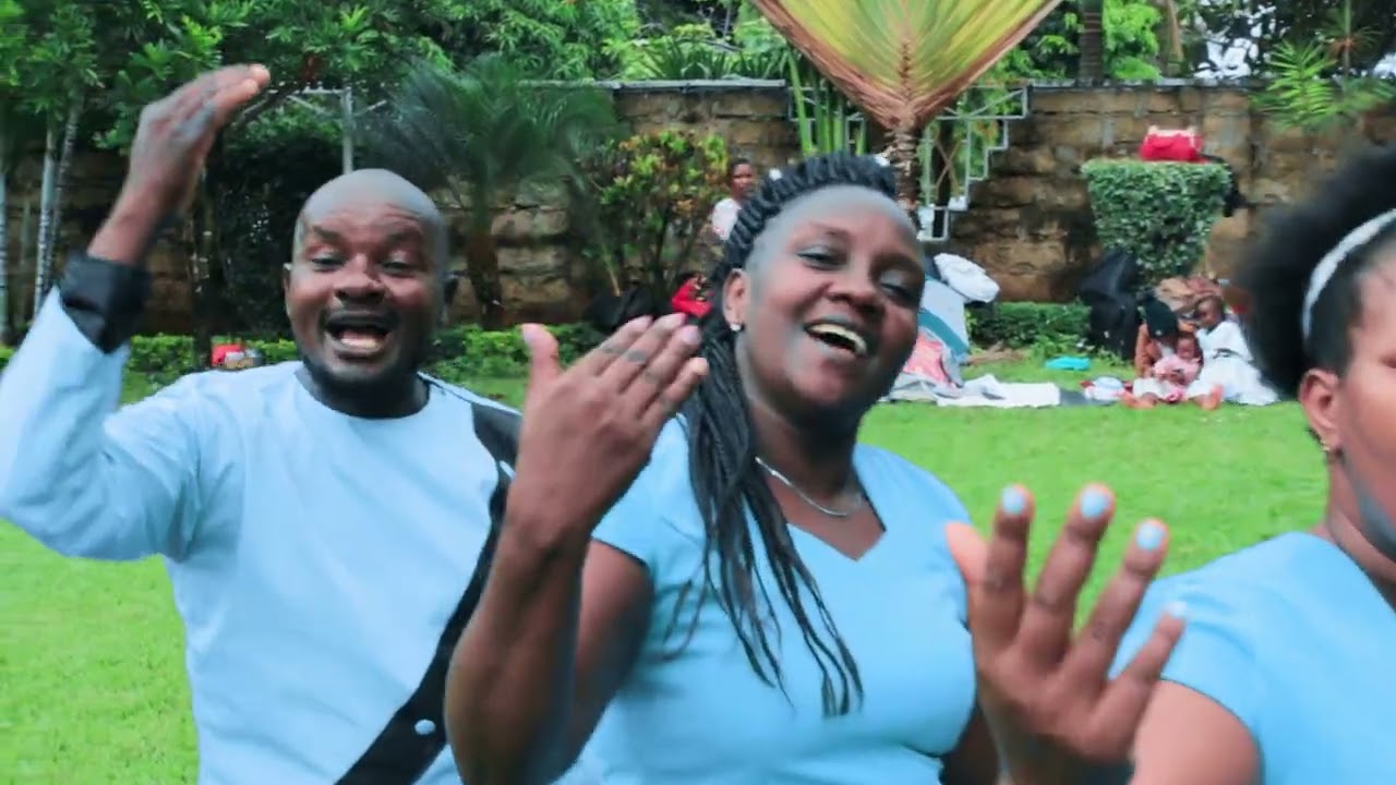 Baba wetu mitunguu groly choir 