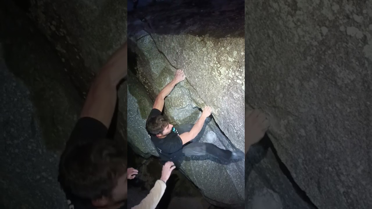 Il diedrone 7b la collinetta Valmasino Boulder