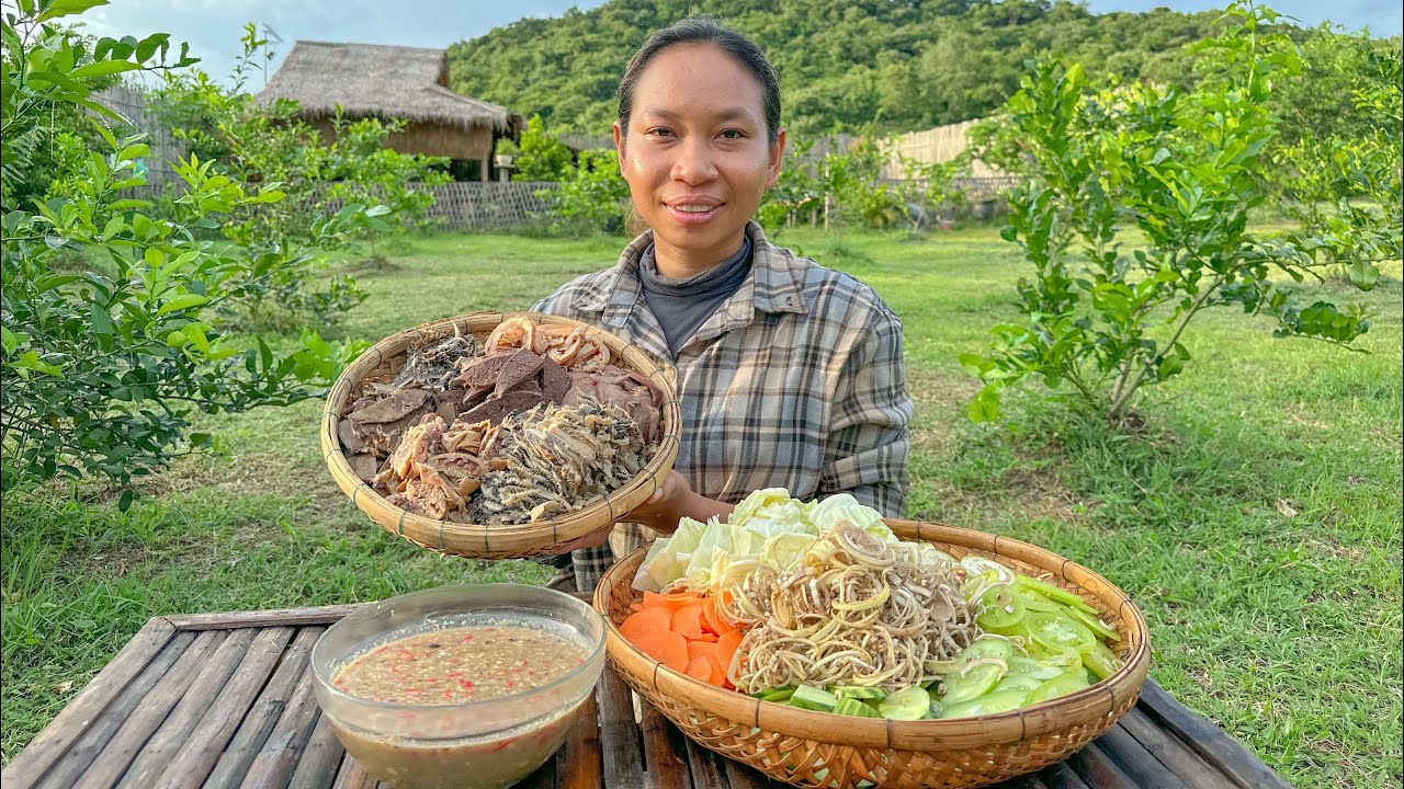 ពោះគោទឹកប្រហុក Chhom Sreypach