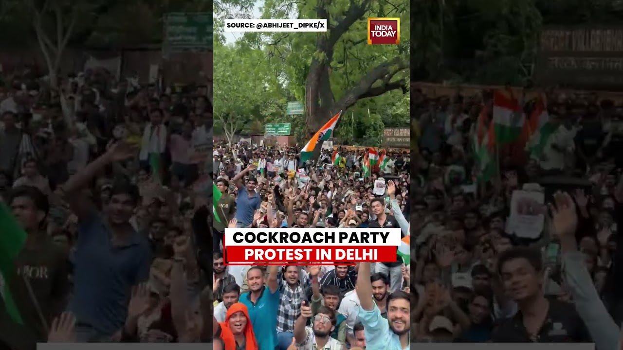 Cockroach Party Protest at Jantar Mantar Draws Students and Parents | CJP Protest | Abhijeet Dipke