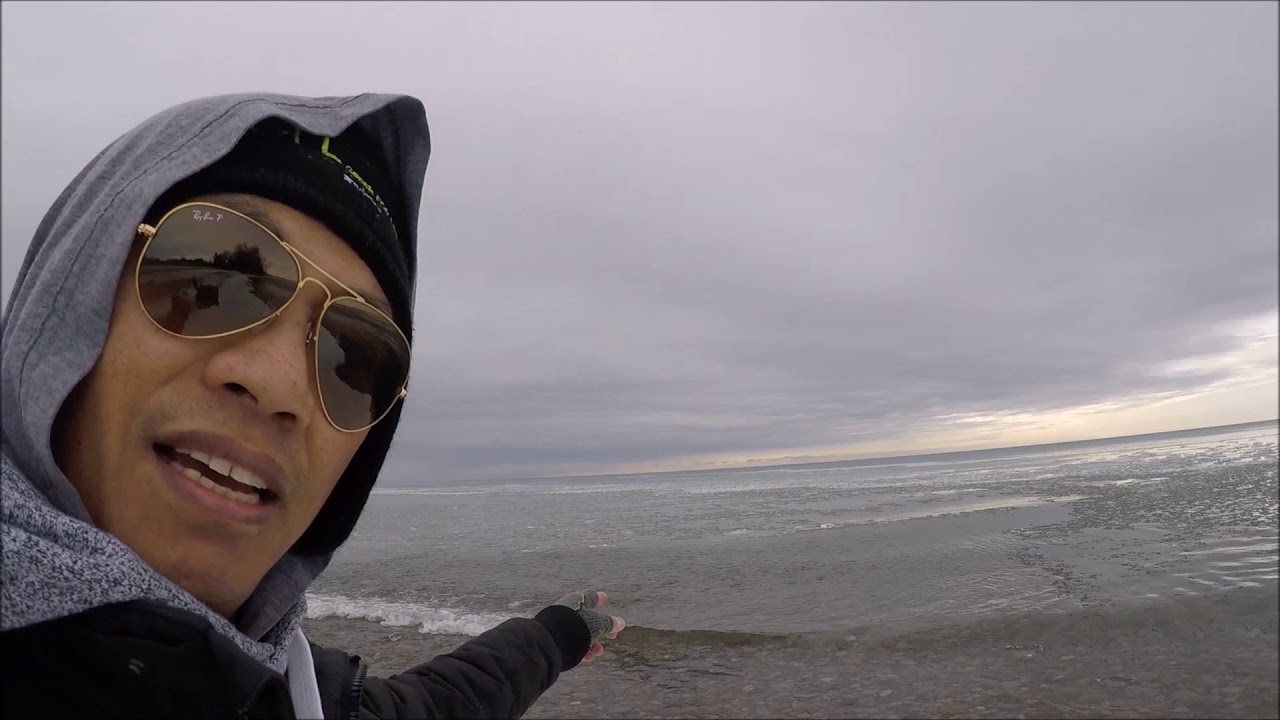STEELHEAD UNDERWATER FOOTAGE Winter Fishing Lake Ontario