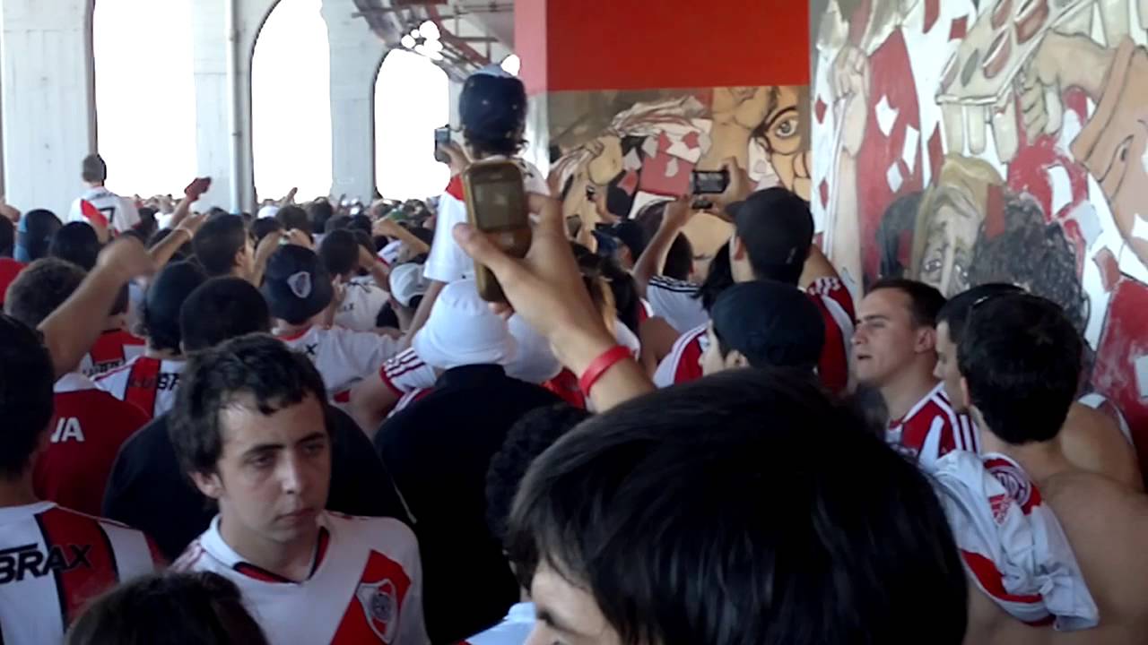 No veo la Hora Que llegue el domingo