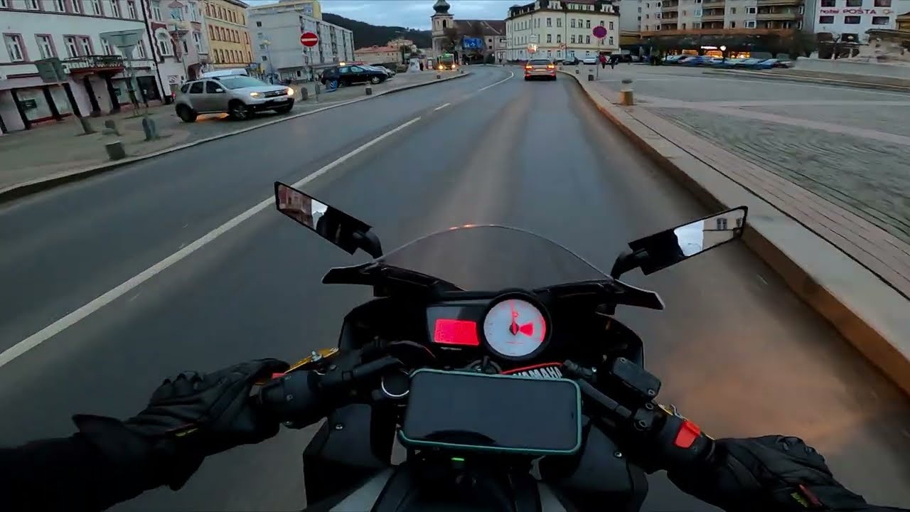 Yamaha YZF-R125 City Ride