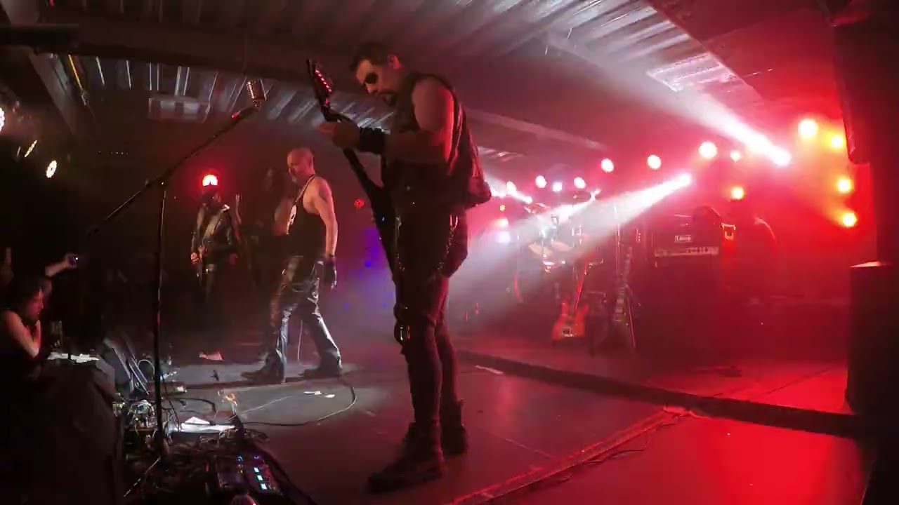 MGE Live - Into The Pit (Fight cover)