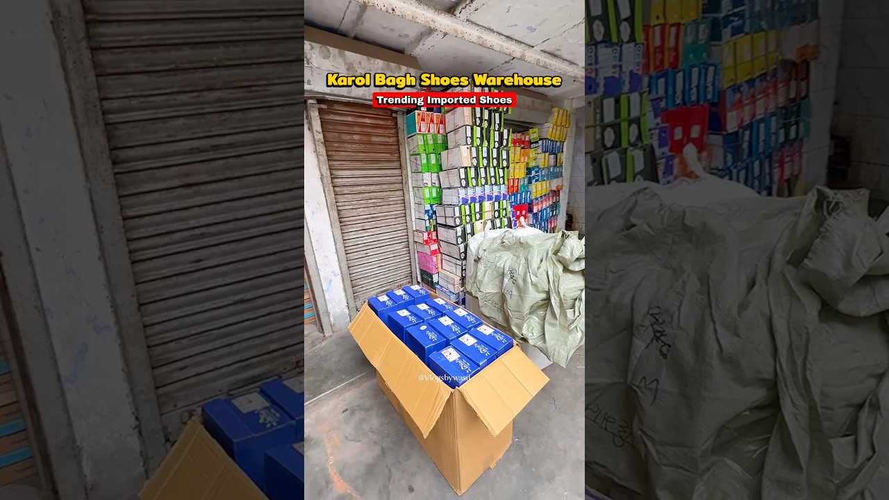 Karol Bagh Shoes Warehouse #sneakers #wholesalemarket #karolbagh #shorts
