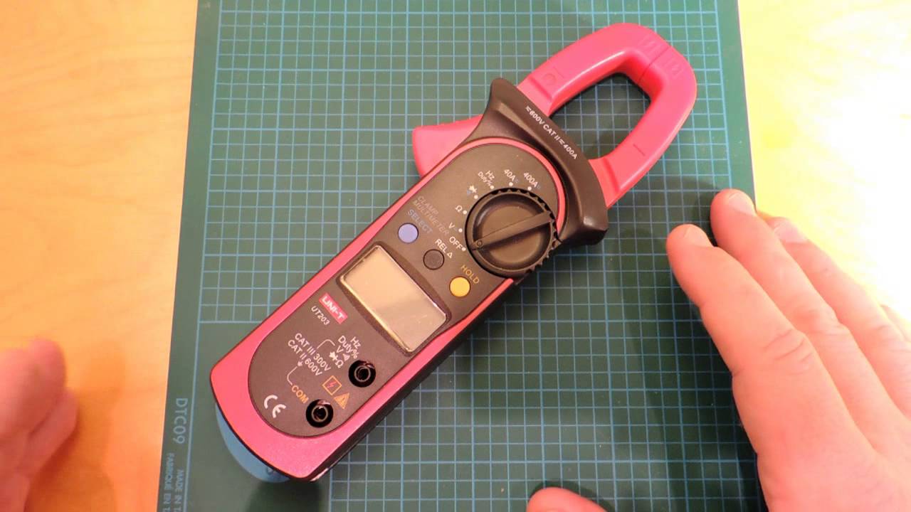 UNI-T UT203 Clamp Multimeter Review