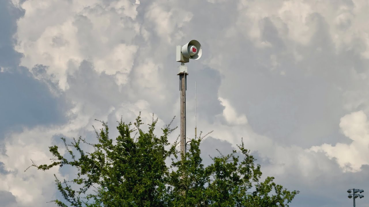 Federal Signal 2001-130 Siren Test (Quiet Test & Attack), Mont Belvieu, TX