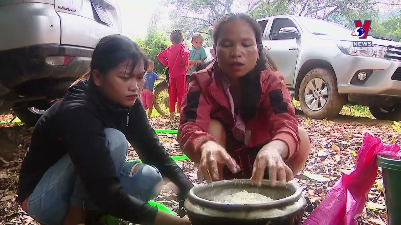 Bru-Van Kieu ethnic people preserving traditional culture