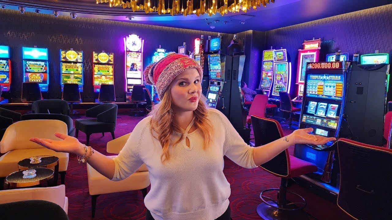 Watch Ruby Slots Land an Incredible Jackpot at Circa Las Vegas!