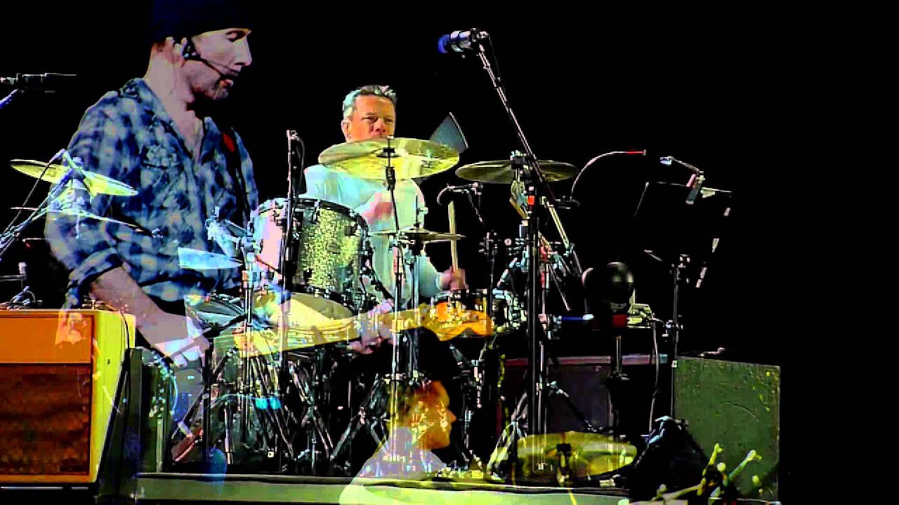 U2 : Where The Streets Have No Name - live Sheffield Don Valley Stadium 2009
