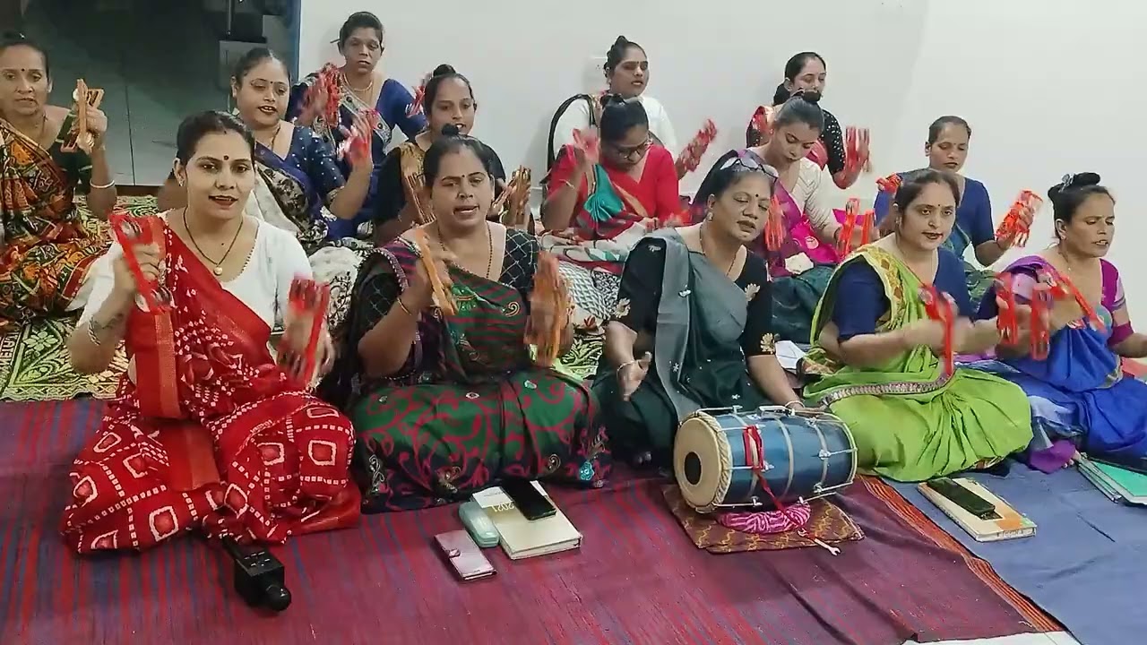 🙏ઝીણી ઝીણી મોરલિયો વાગે છે....🌹લખેલુ છે )#satsang @geeta_patel930