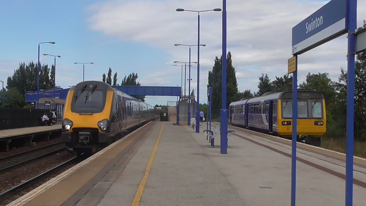Trains at Swinton 17/9/16