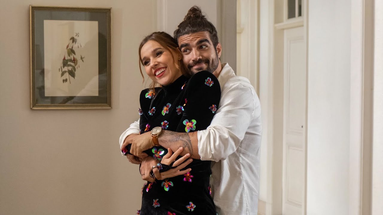 بيأجر بنت عشان تمثل أنها حبيبته عشان يحقق أمنيه أمه الاخيرة قبل ما تمــ*ـوت