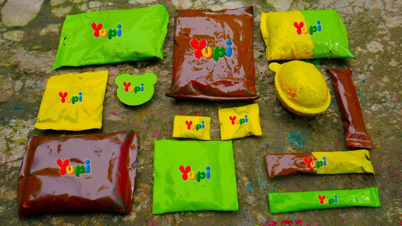 MEMBERSIHKAN PERMEN YUPI PENUH KOTORAN LUMPUR ! Yupi Little Stars,Yupi Neon Stix, Yupi Dino Land 006