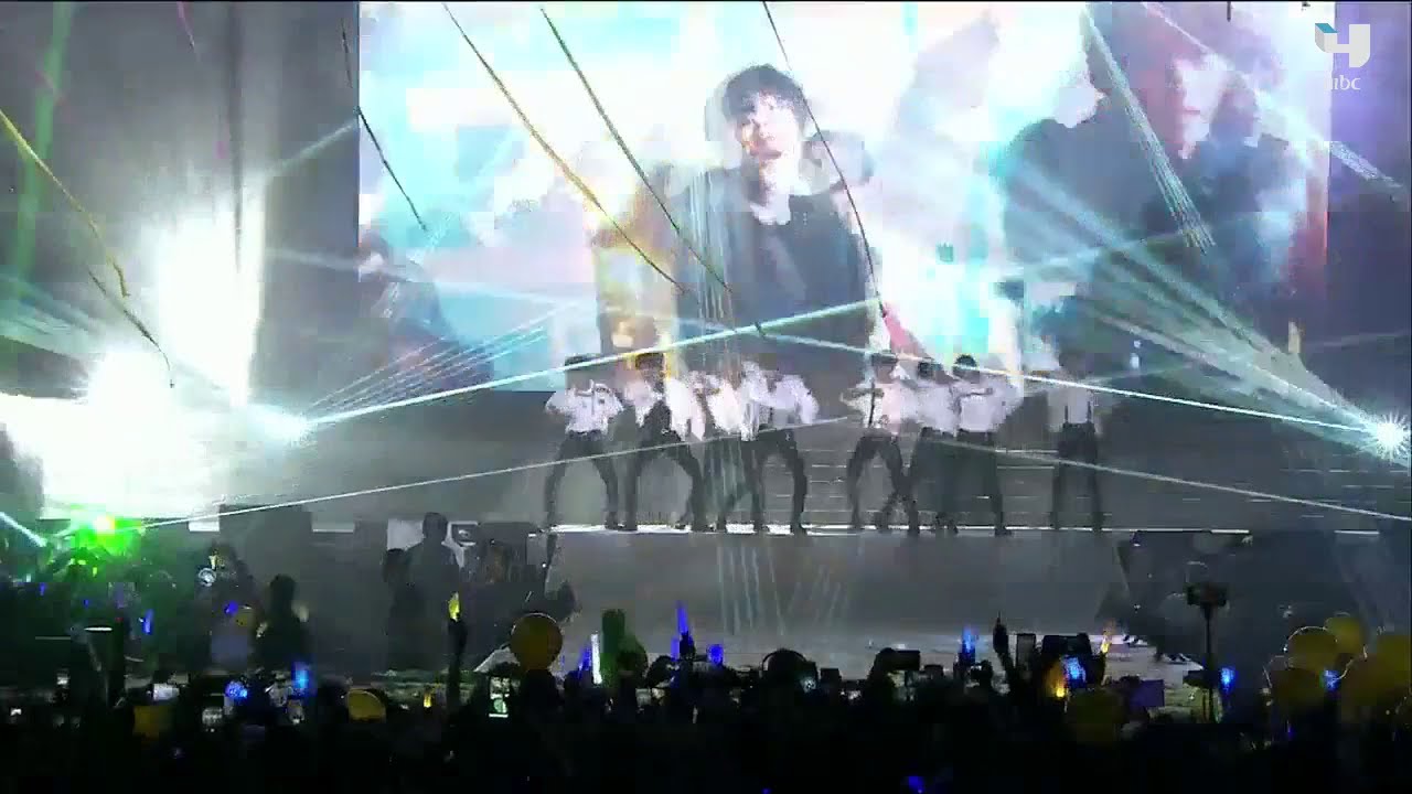 Stray Kids District 9