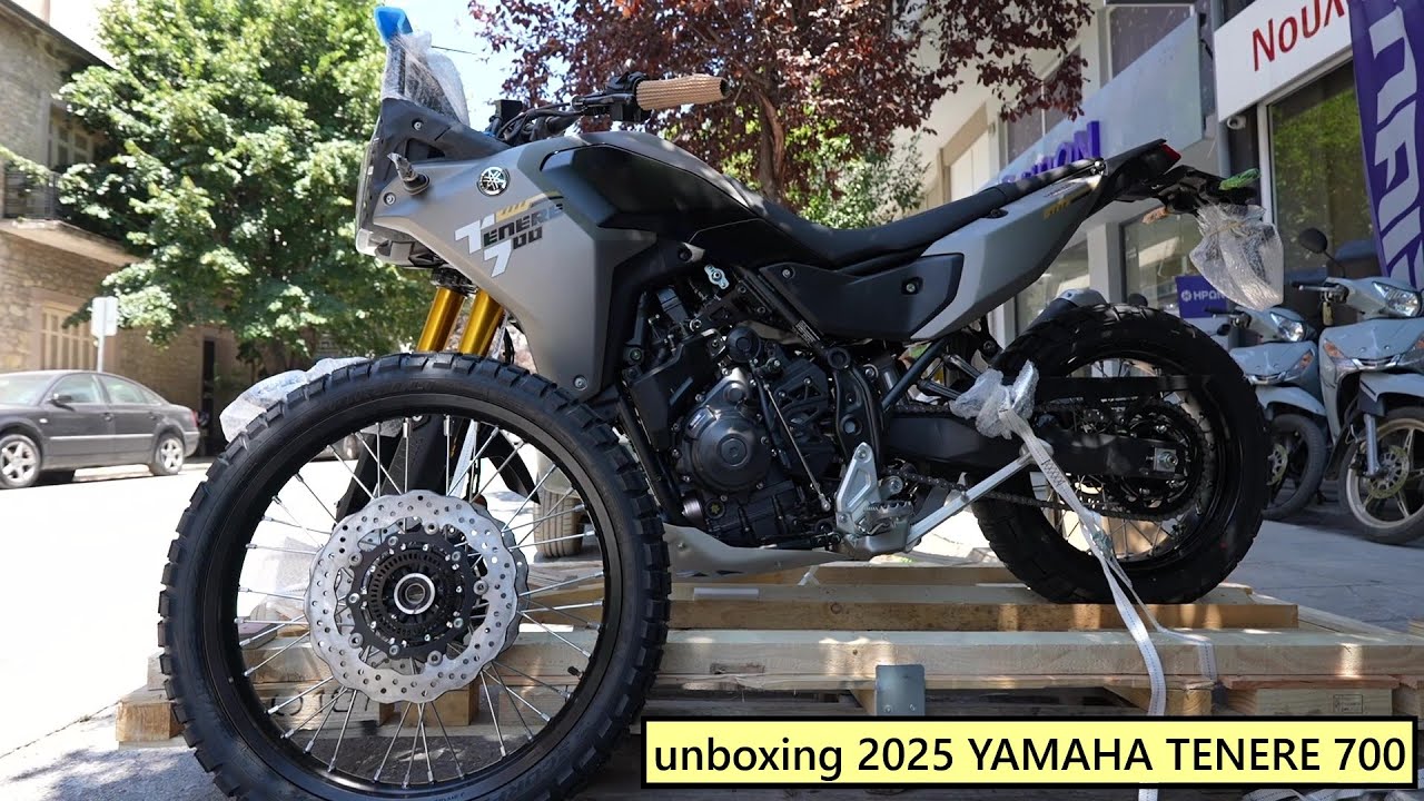 unboxing YAMAHA TENERE 700 camo 2025
