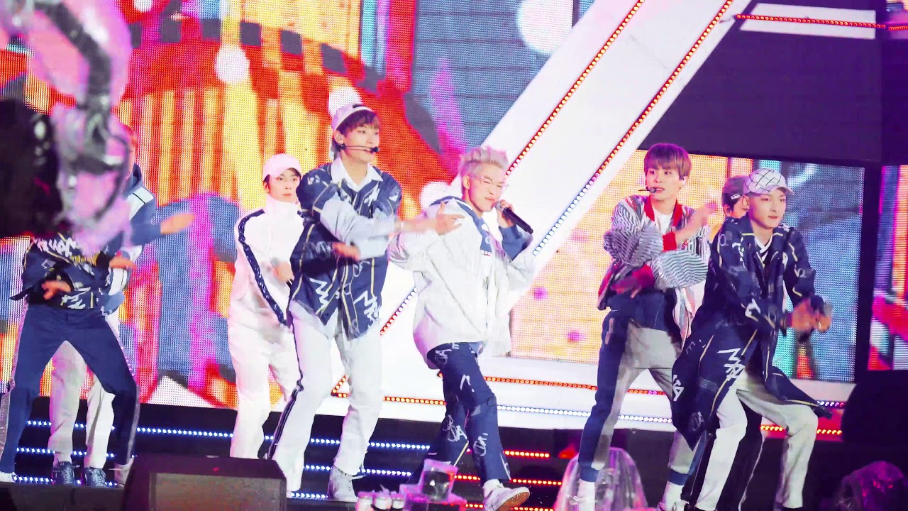 에스에프나인 (SF9) - 맘마미아 (MAMMA MIA) @180404 울산 쇼챔[4k Fancam/직캠]