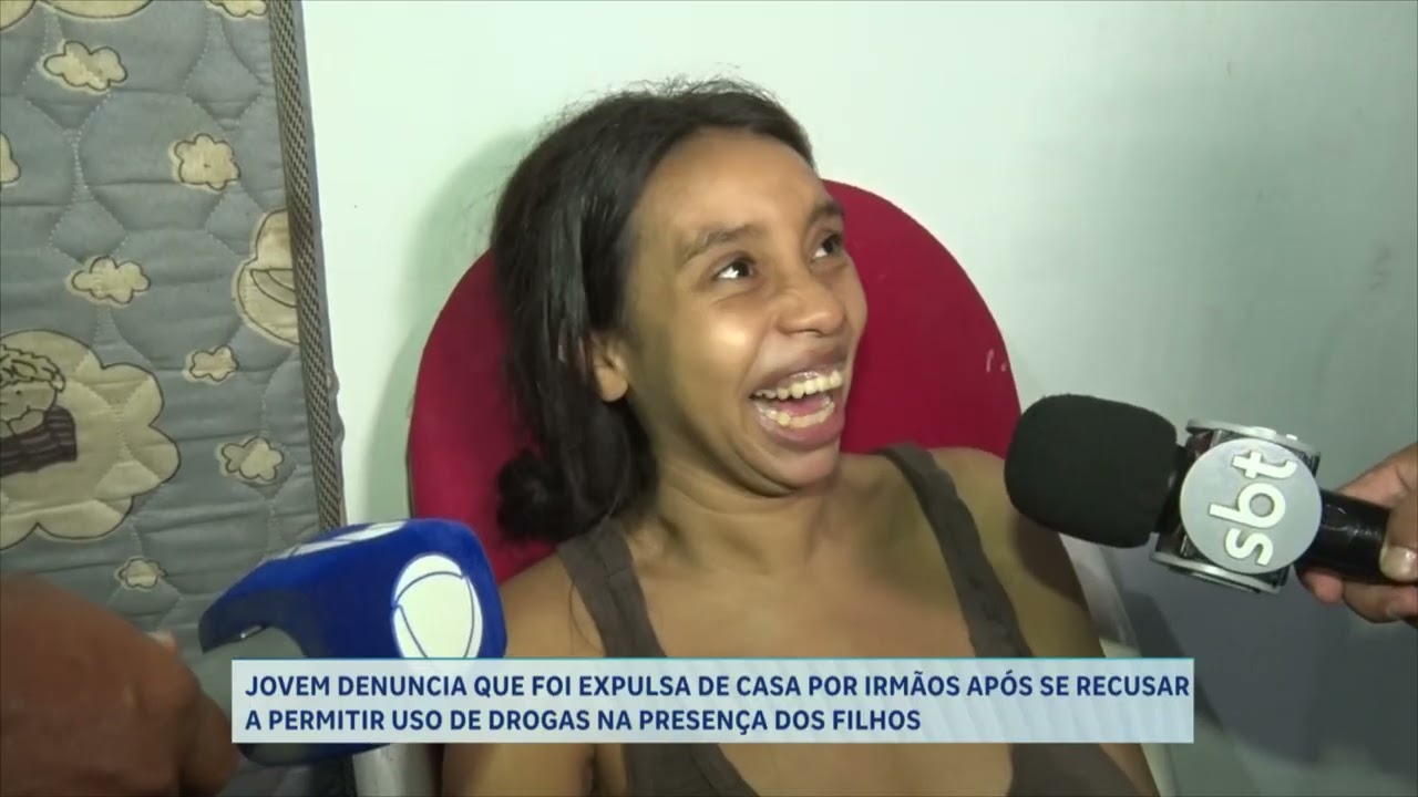 MARIANA DENUNCIA QUE FOI EXPULSA DE CASA PELOS IRMÃOS