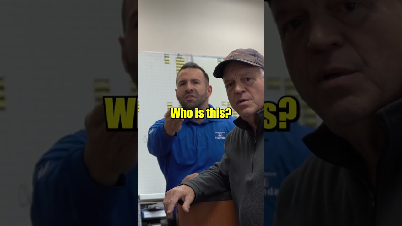 Розыгрыш с поддельным сотрудником Honda!