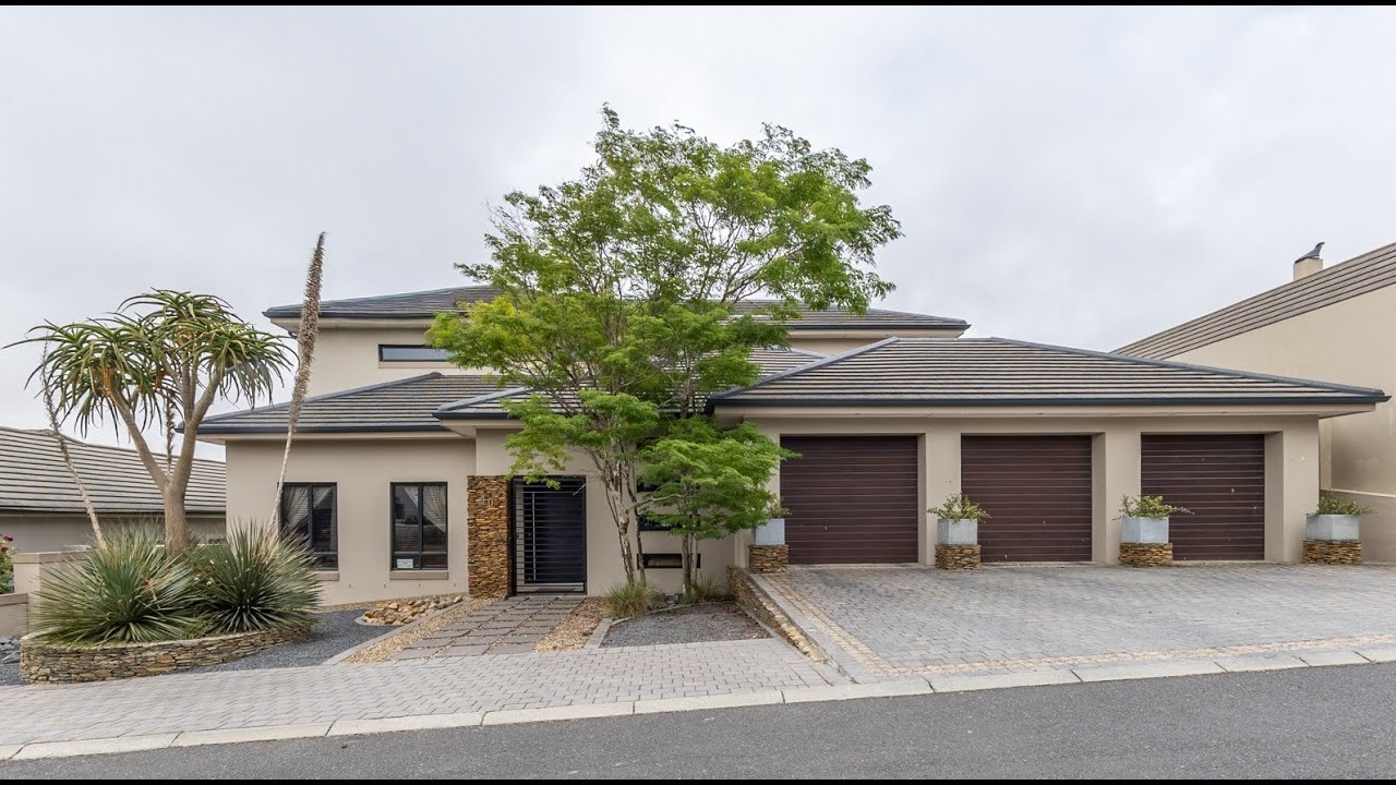 Exclusive Mandate | Where Comfort and Space meets Family Living